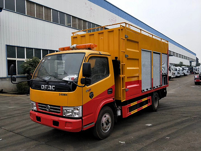 東風小多利卡3308污水淨化車圖片