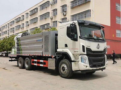 東風柳汽國六6X4抑塵車8噸灑水車80米霧炮車圖片