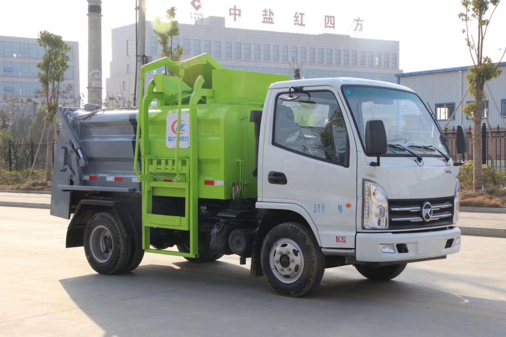 凱馬藍牌國六3噸餐廚垃圾車