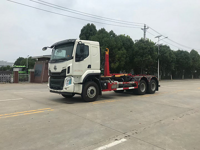 柳汽國六6X4勾臂垃圾車15噸垃圾車圖片