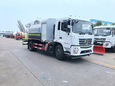 東風專底抑塵噴霧車(國六10立方/50-100米霧炮)圖片